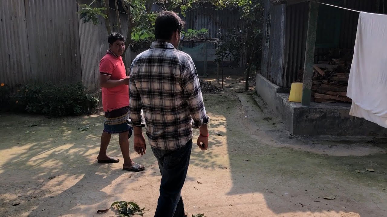 আজ হঠাৎ করেই আমাদের বাড়ি গেলাম