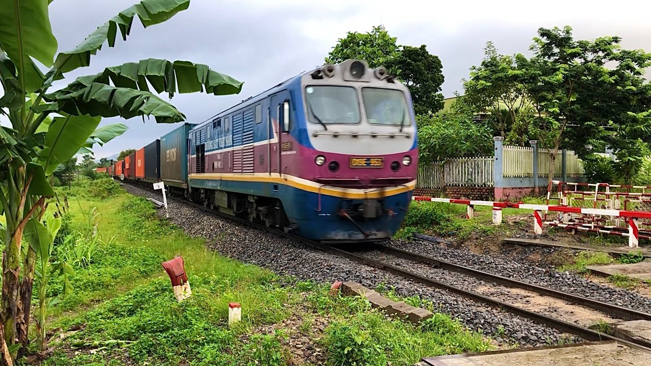 [03/09/2023] MỘT ĐÊM tại chắn SÔNG DINH cùng CÁC CHUYẾN TÀU