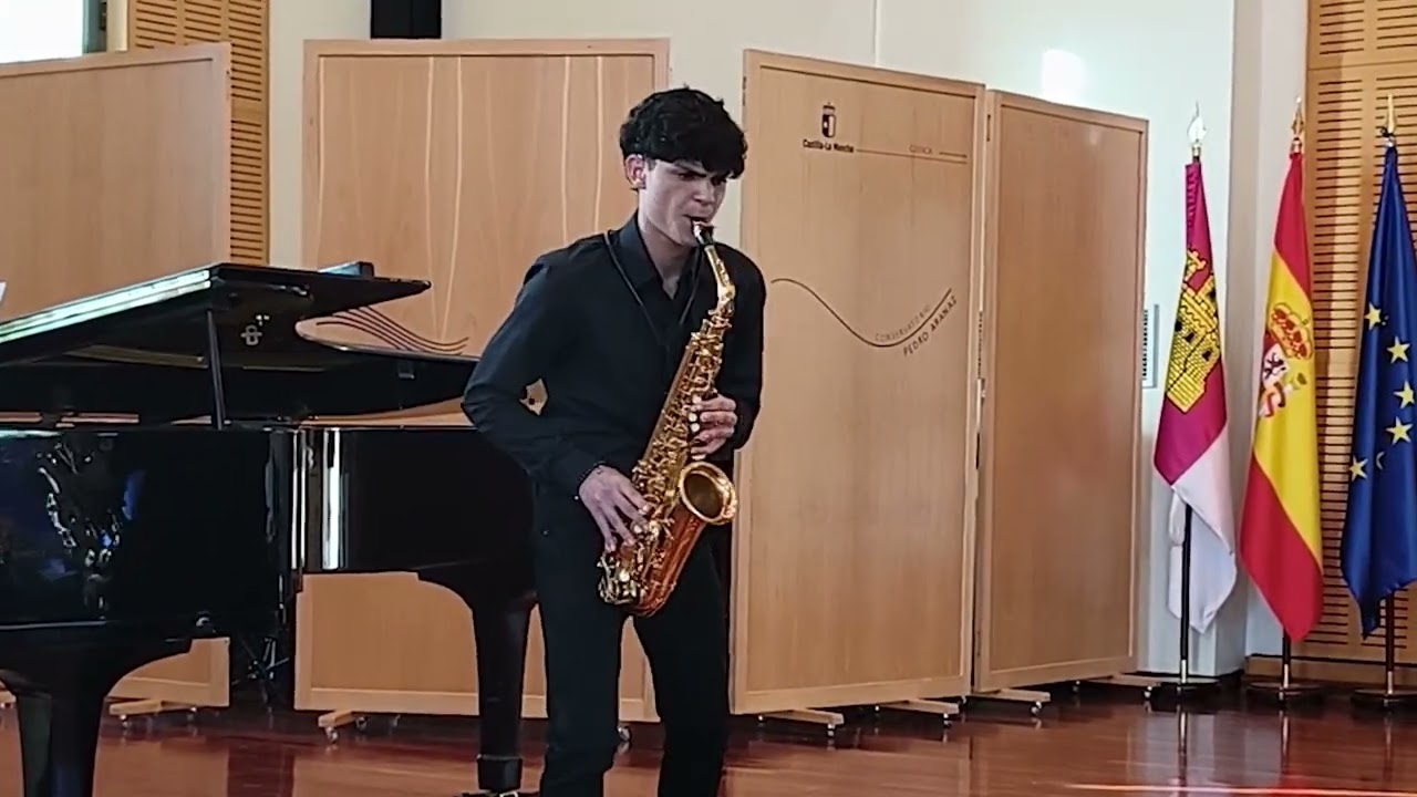 Concurso Atlántida Concerto Competition (  Alin Bontas )