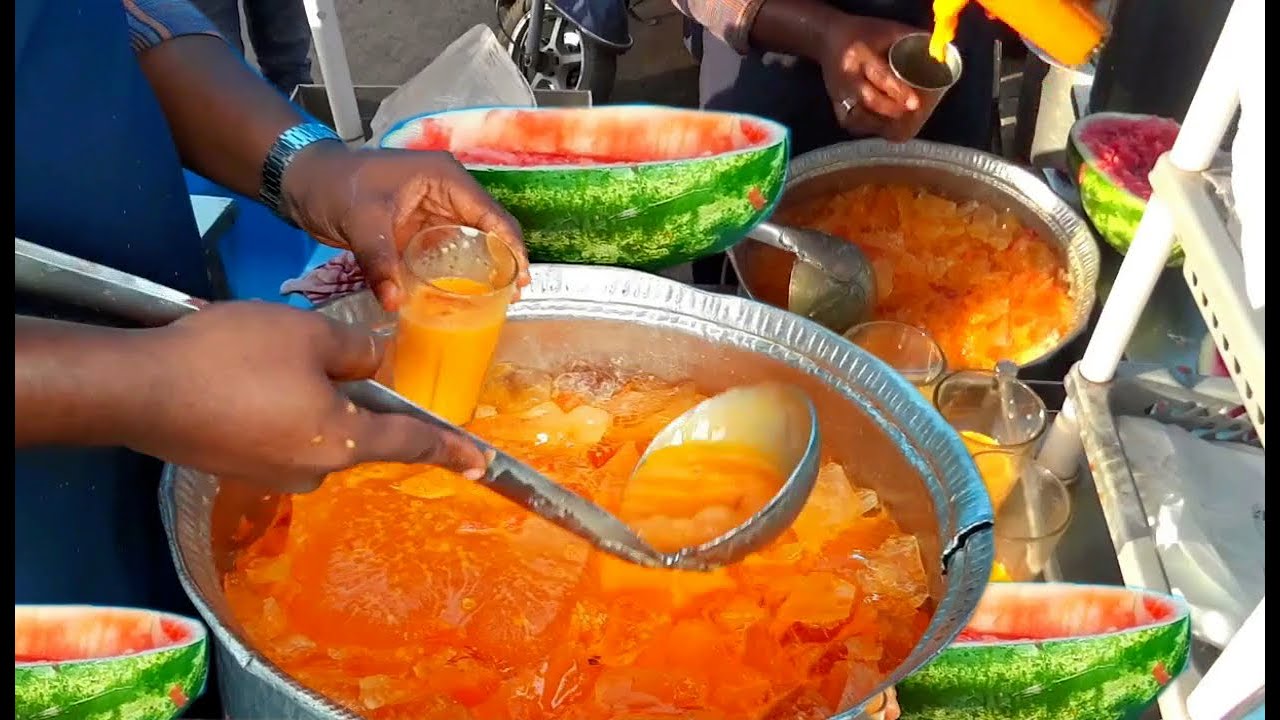 Legendary Imam Sharbatwala Since 1925 | Watermelon Milk Sharbath @ 10 Rs | Indian Street Food
