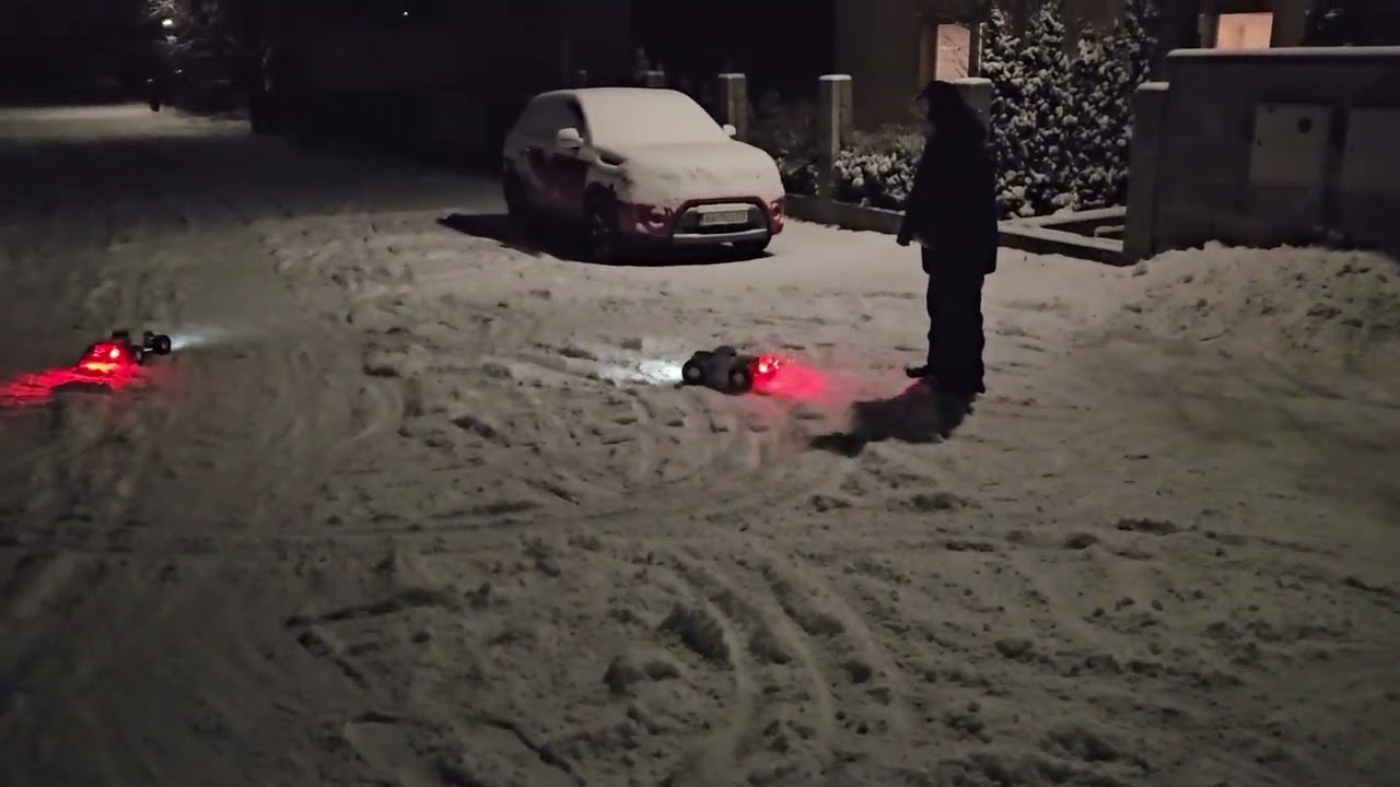 Traxxas Stamped na snehu. Super zábava. 