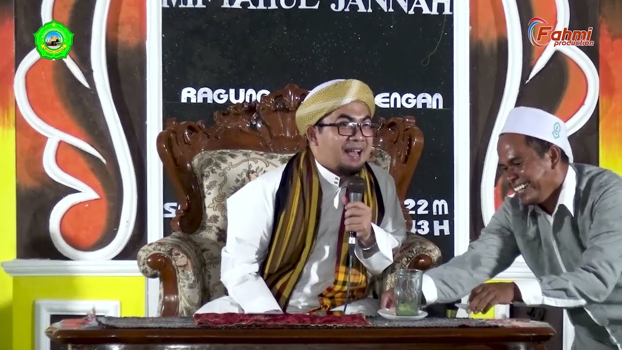 CERAMAH AGAMA  KH.HILMI HANAWI KELUARGA BESAR PONDOK PESANTREN ATTAROQQI KARONGAN SAMPANG