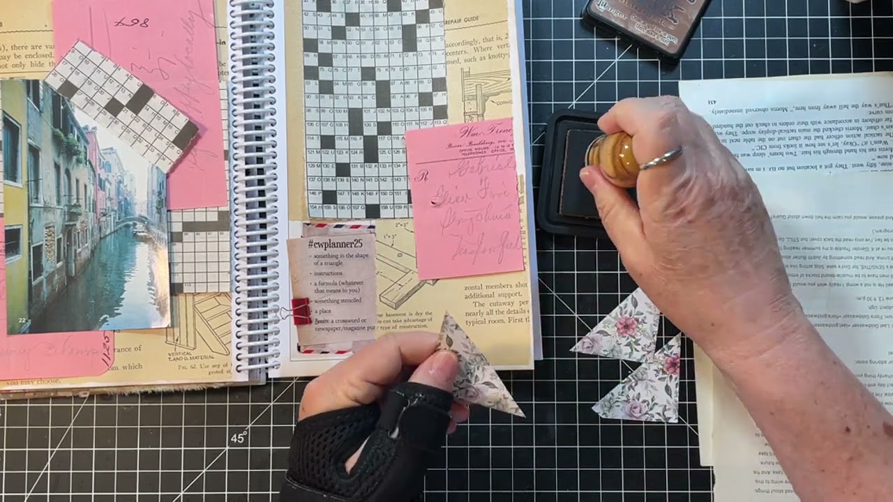 #cwplanner25 - Margarete Miller Challenge & Some Bumbling Die Cutting!