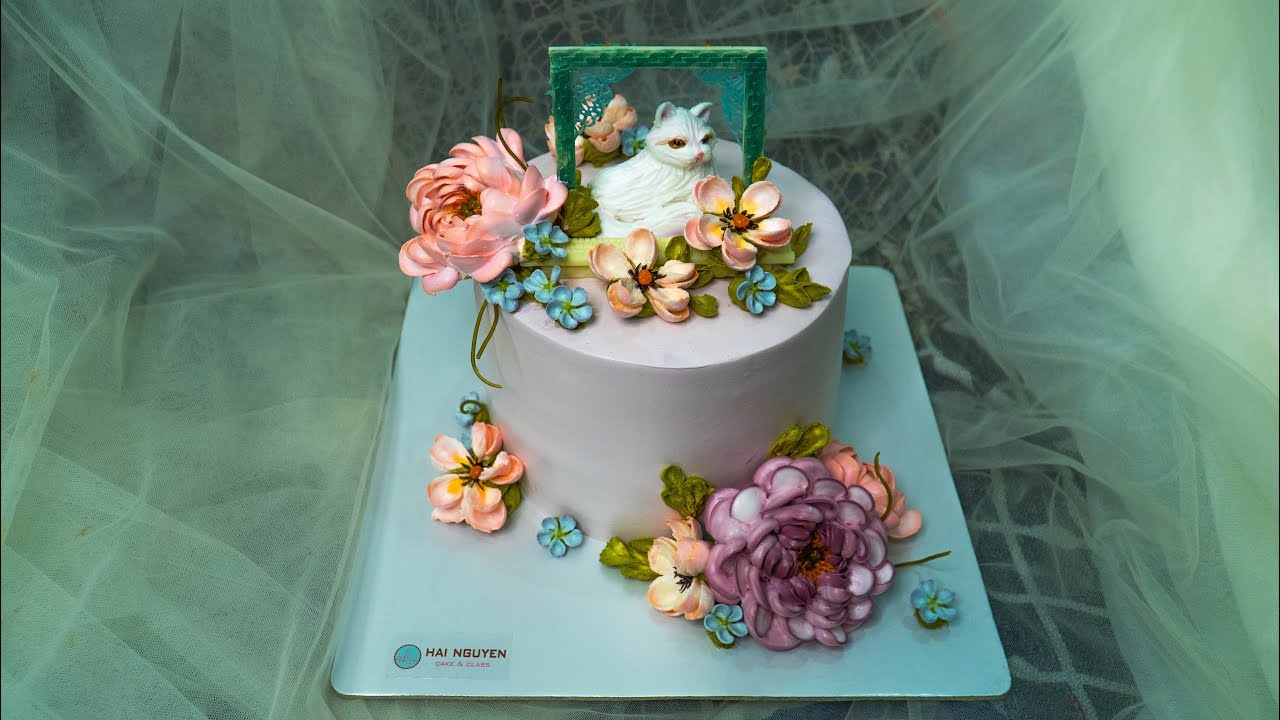 Awesome Decorate Flowers Cake with 3D Kitten | Bánh Hoa Đẹp Trang Trí Cách Điệu Với Mèo Con Xinh Xắn