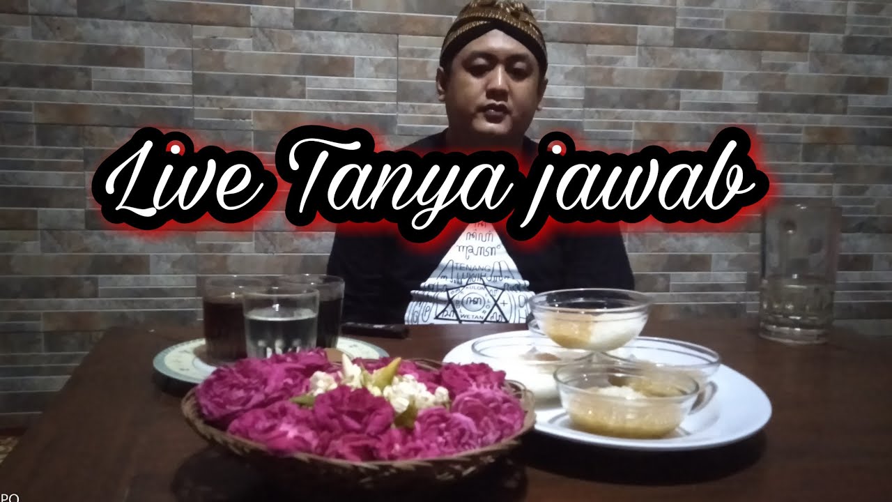 Apa bisa Romo Suryo Menerawang dengan Blangkon????Tonton sampai habis,biar tidak gagal paham.