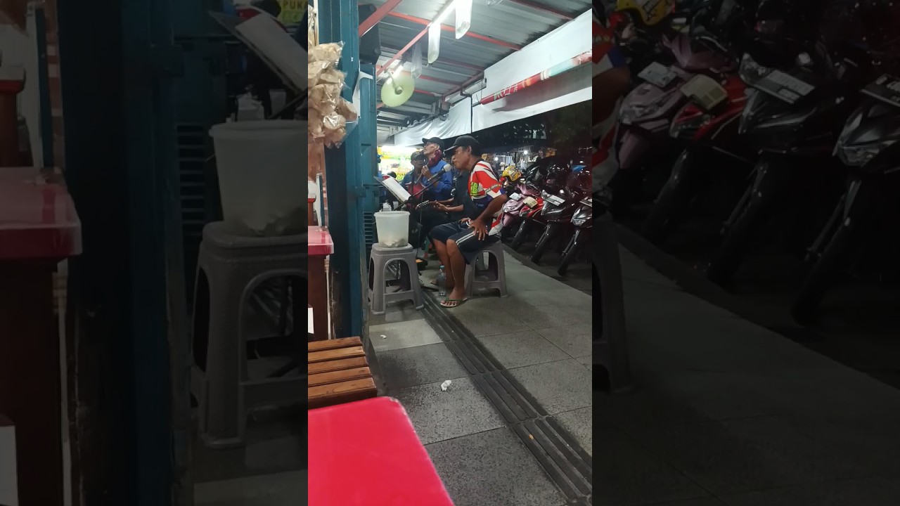 merdunya suara pengamen surabaya #senimanjawa