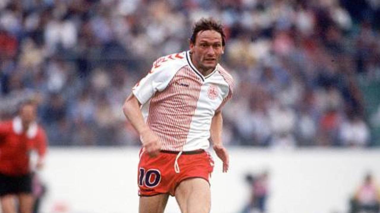 Preben Elkjaer Larsen, Crazy Horse [Goals & Skills]