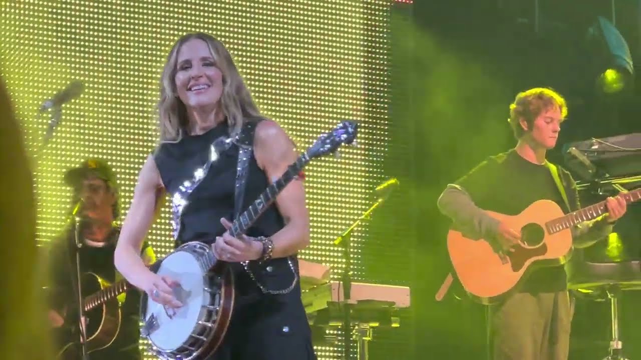 The Chicks - Texas Man - St Louis, MO - Hollywood Casino Ampitheatre - 6/14/22