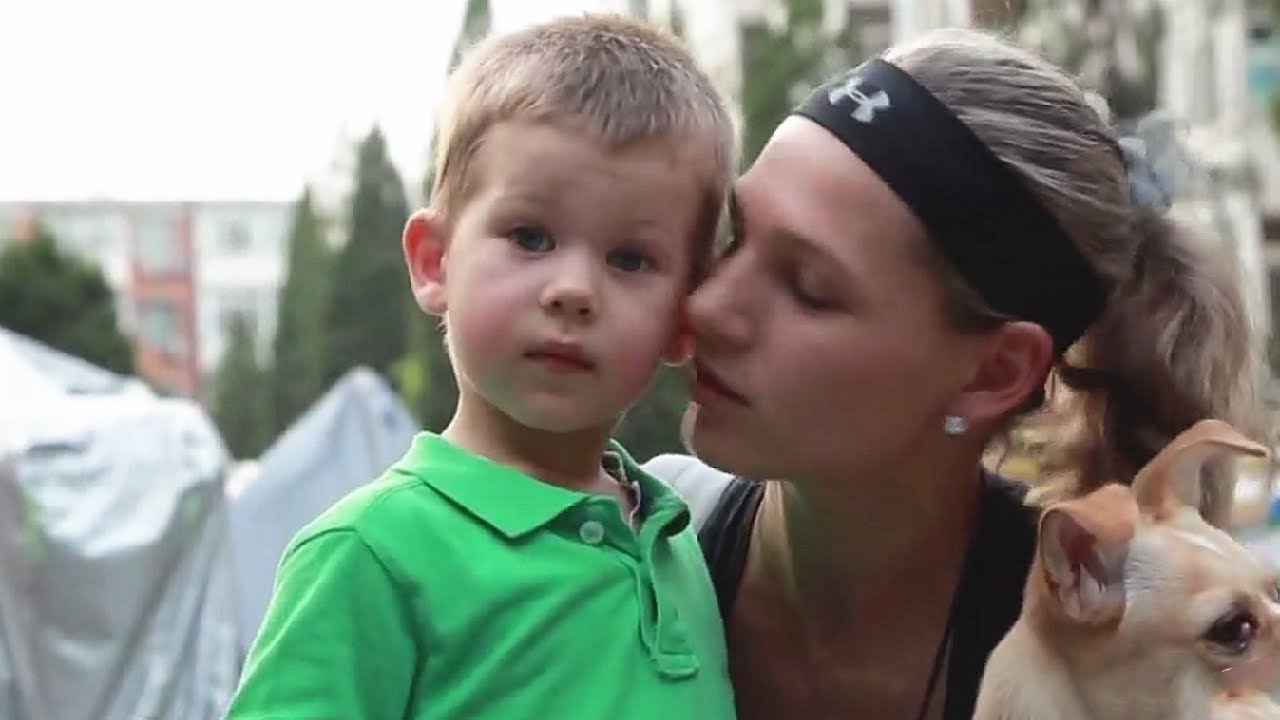 Viktoria's Dilemma: Family or Model Dream? PART 1 | Foreigner in China | My Encounters with China