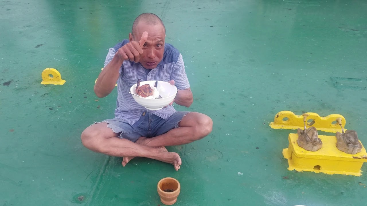 Makan bersama sama team cruw Mv Danum 172