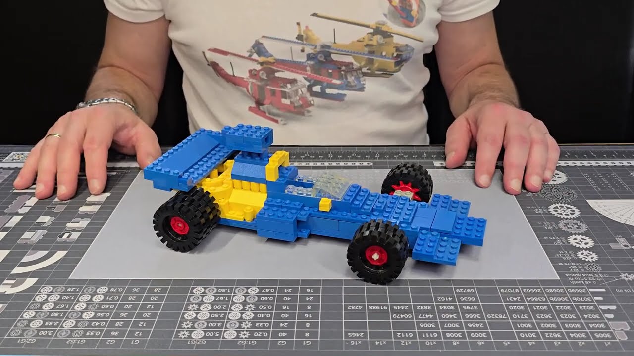 Lego 392 Formula 1 assembly real time