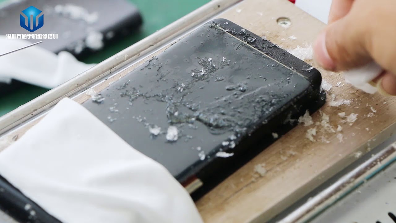 摩洛哥学员学习3天后上手三星S8+爆屏修复 S8+ explosion screen repair