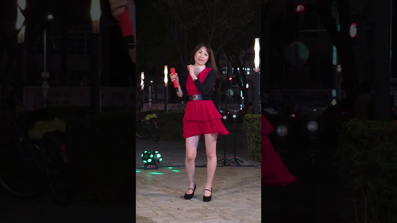 謝桂珍 ~ 酸鳳梨  ( 黃思婷  歌曲 )  街藝 謝桂珍 演唱   2026.2.25  ( 小米樂團 )  文化公園 B 點  ~海豚映像~