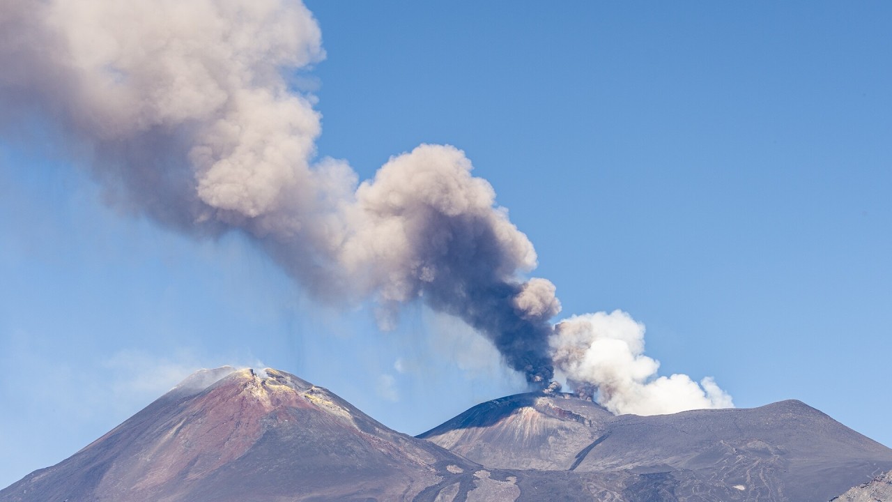 Huge ash plumes spew from Mount Etna as eruption persists