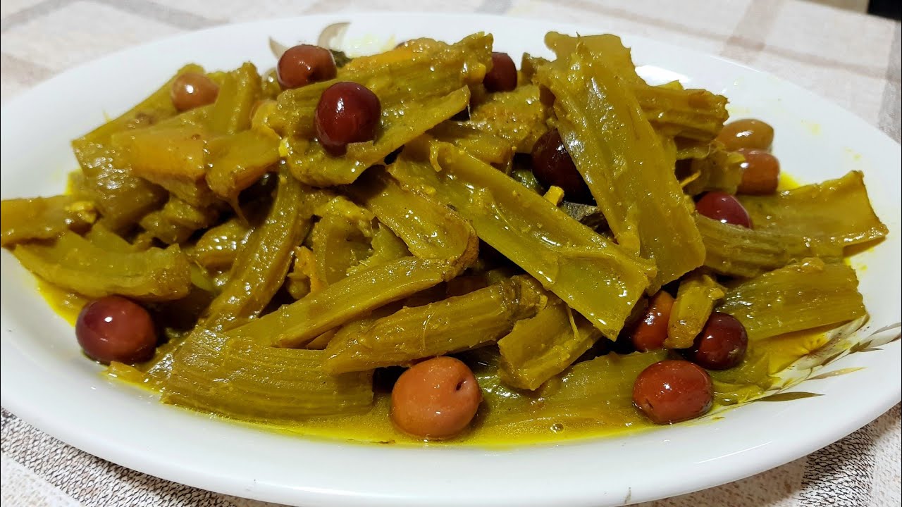 عمرو مزال يجيك ميه👌 مرقة الخرشوف او القنارية كما يجب 😊 مريقة لديدة و خاترة