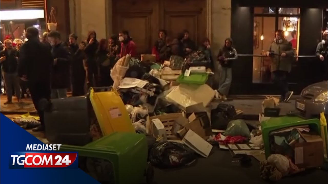 Francia, sciopero generale e nuove proteste contro Macron