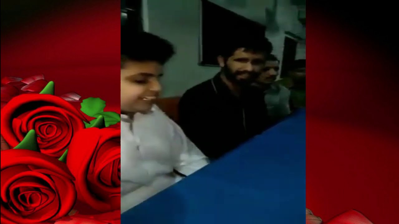 2020 Amazing Street Singer  | Pakistani Talent Naat Khawan Boy Street Talent Will Surprise You