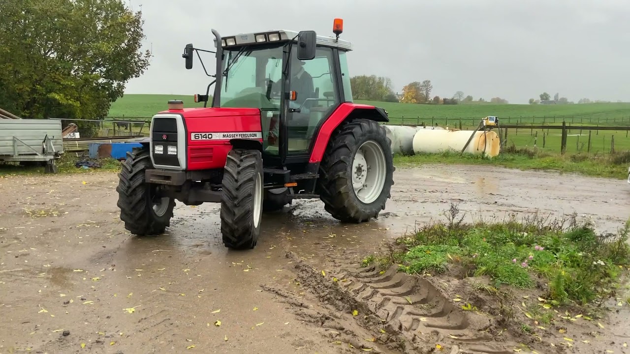 Köp Traktor Massey Ferguson 6140 på Klaravik
