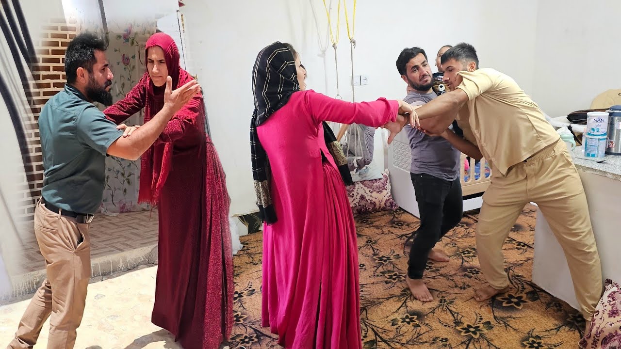 Nemat and Fatima's conflict and the attempt to marry Hojjat #deoora 