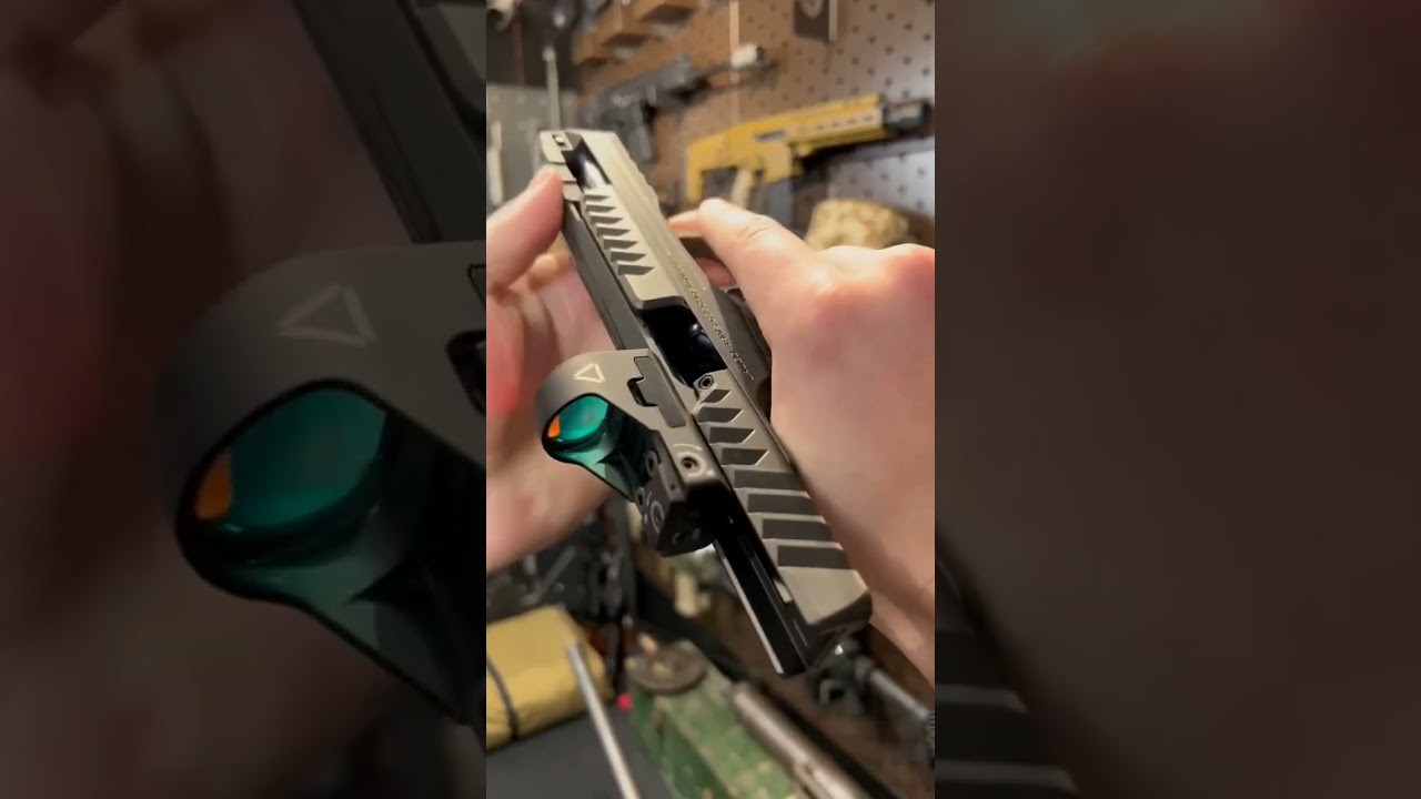 ALIEN HANDGUN !! #shorts #gun