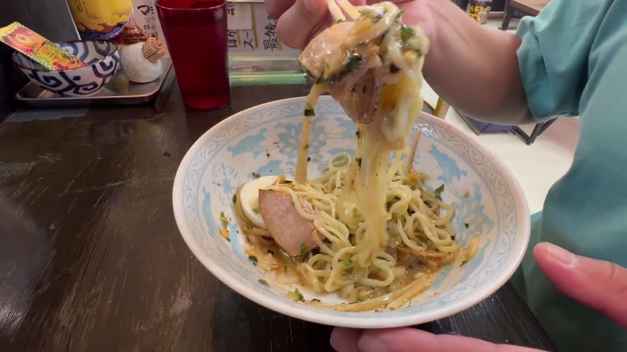 この麺‼️最強なのか脳天直撃な美味しさ　　　　　　毎日ラーメンすするマン 10啜り目