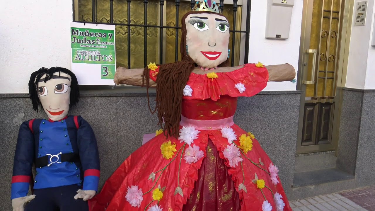 Muñecas y Judas de Alamillo