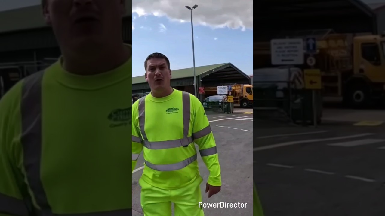 ROADMAN WANTS TO FIGHT NAKED! 🤣🦺✅