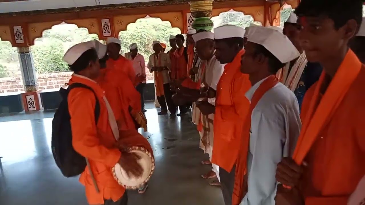 आंबेड गावचे (शिगवणवाडी) मधील फिरते खेळे खुप वर्षा पासून चालू असलेली परंपरा आजही तशीच चालु आहे