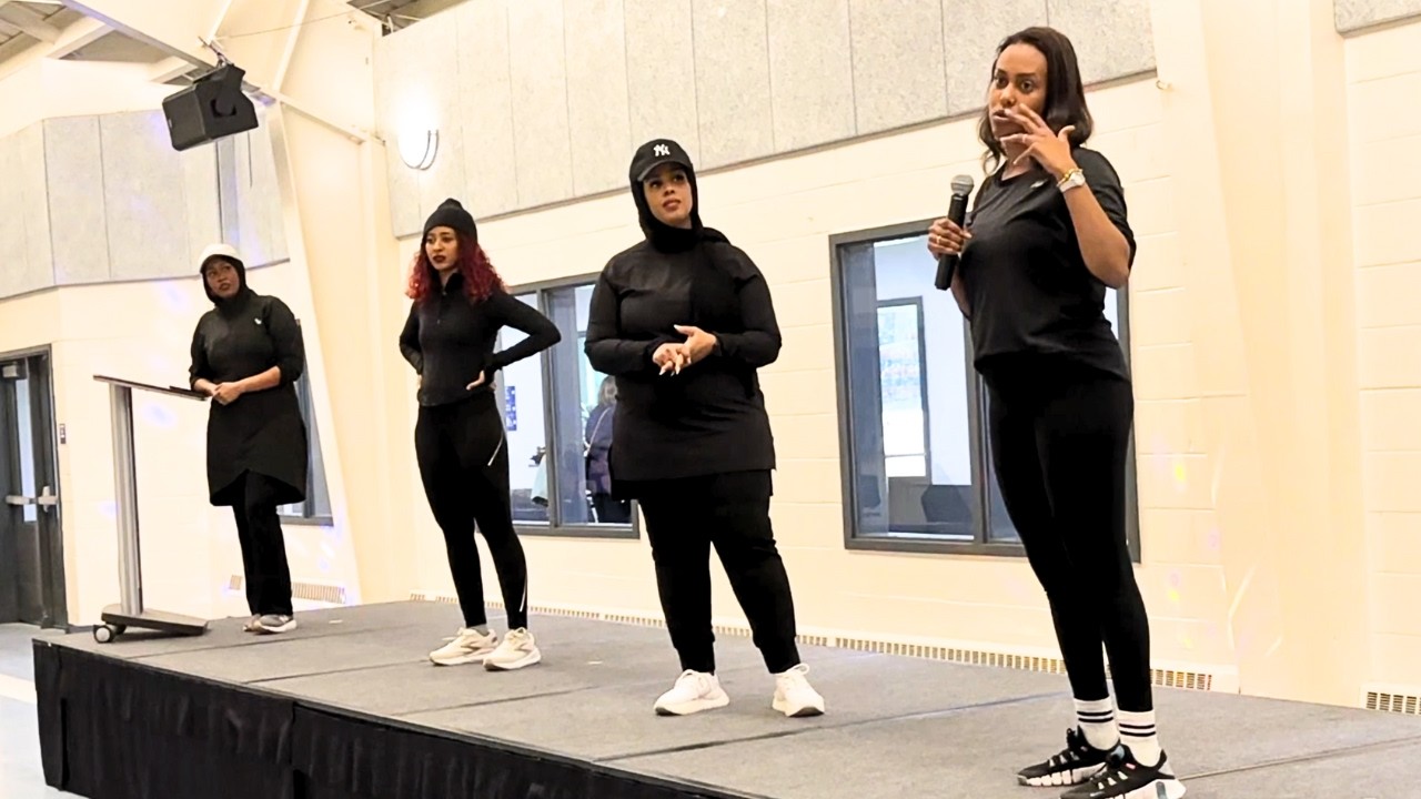 WEEKLY VLOG | SOMALI BUSINESS OWNER - Arawelo Fitness Night -  Naz Ahmed