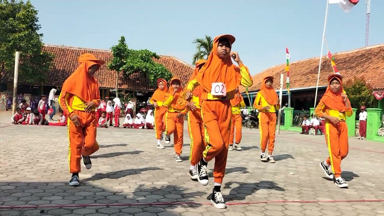 Lomba senam sate blengong SDN Larangan 05 Tahun 2025