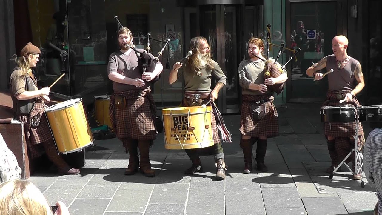 bagpipe musica celtica - glasgow 2011 - CLANADONIA - Hamsterheid.  panasonic sd90 full hd
