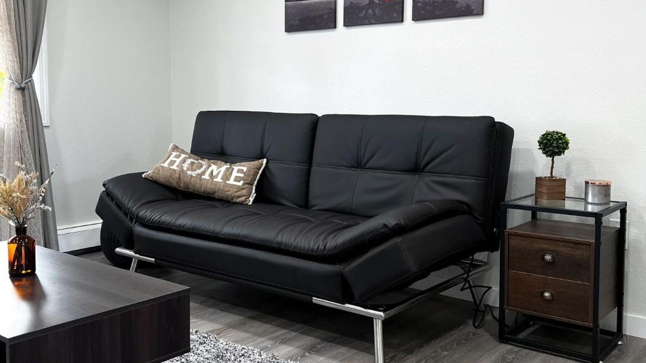 Anchorage midtown apartment- Wyoming 1 | Anchorage (AK), United States | Hotel Review 🌟