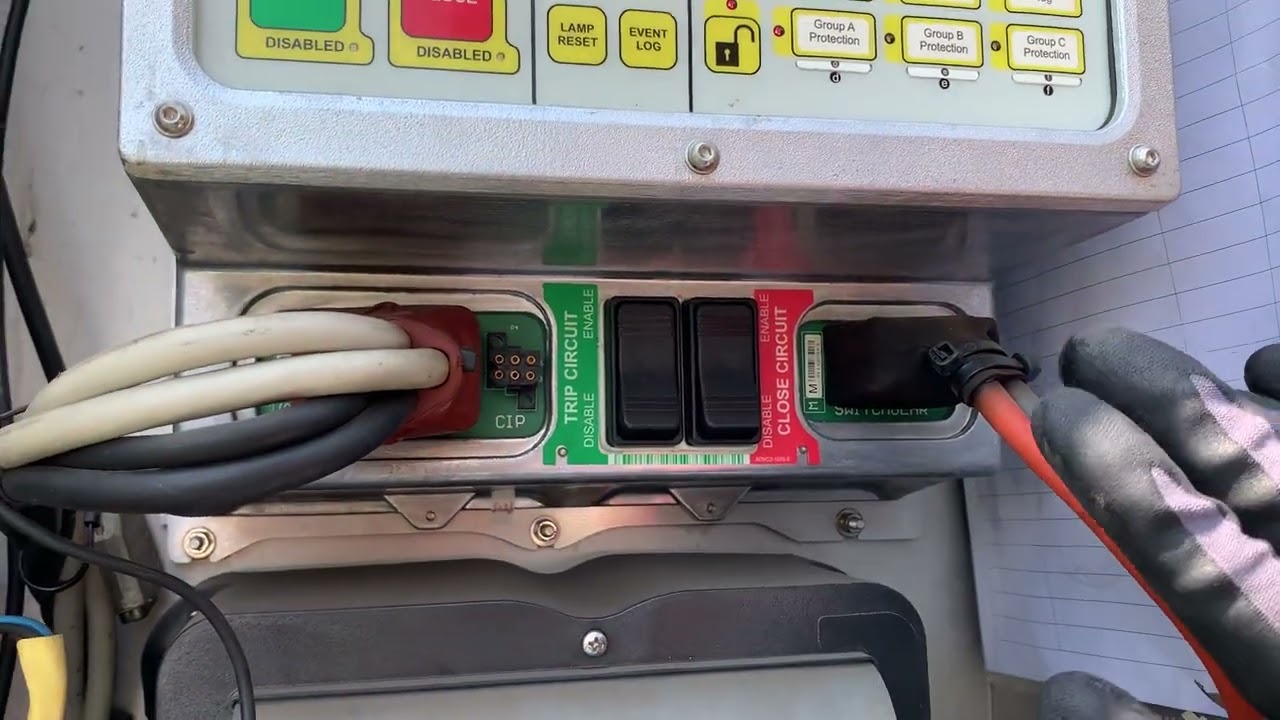 PENGOPERASIAN RECLOSER SCHNEIDER ADVC