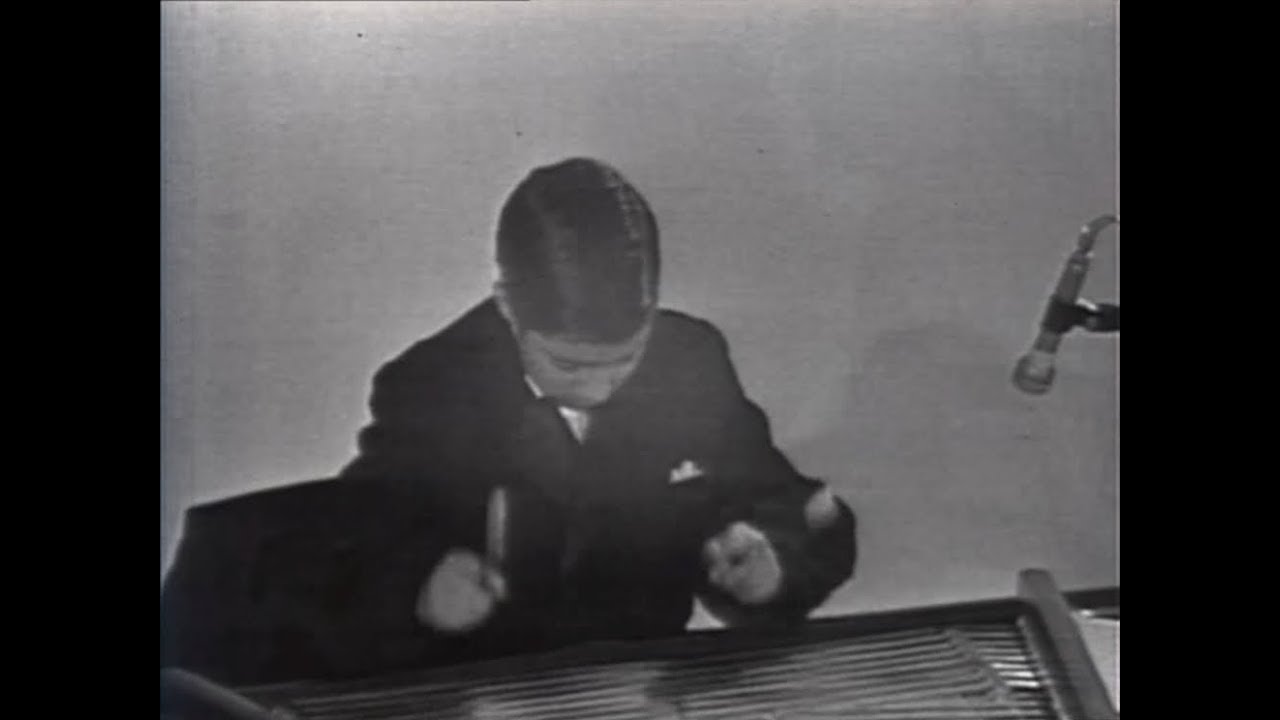 Ökrös Oszkár (8-éves)
