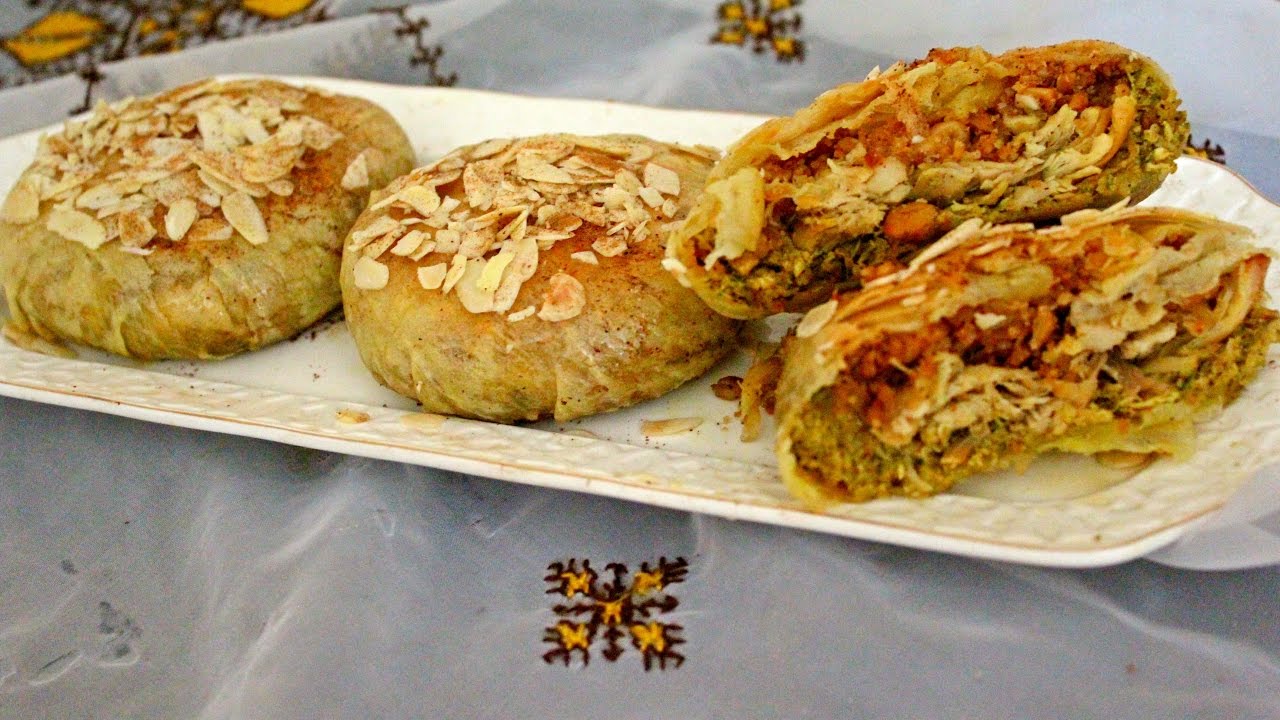 تحضيرات رمضان /بسطيلات صغار بالدجاج وعلى شكل بريوات بطعم رائع جدا مع طريقة الاحتفاظ