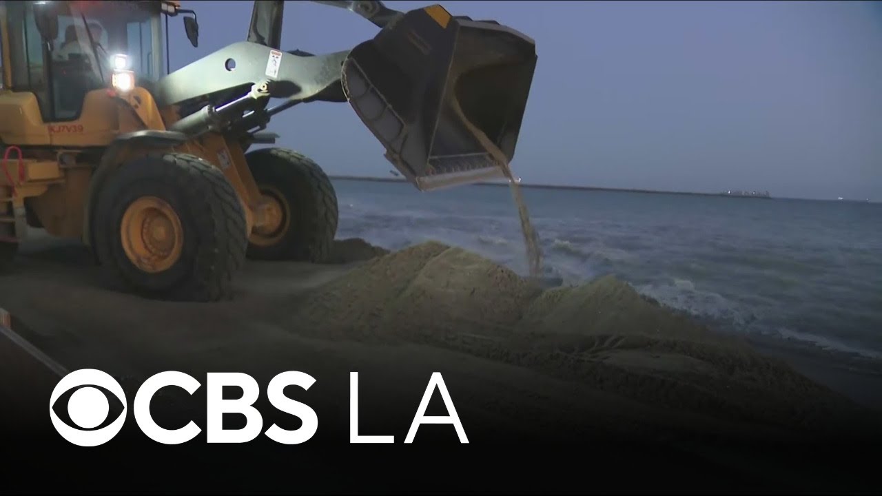 Coastal flooding warnings in effect as king tides batter Southern California coast