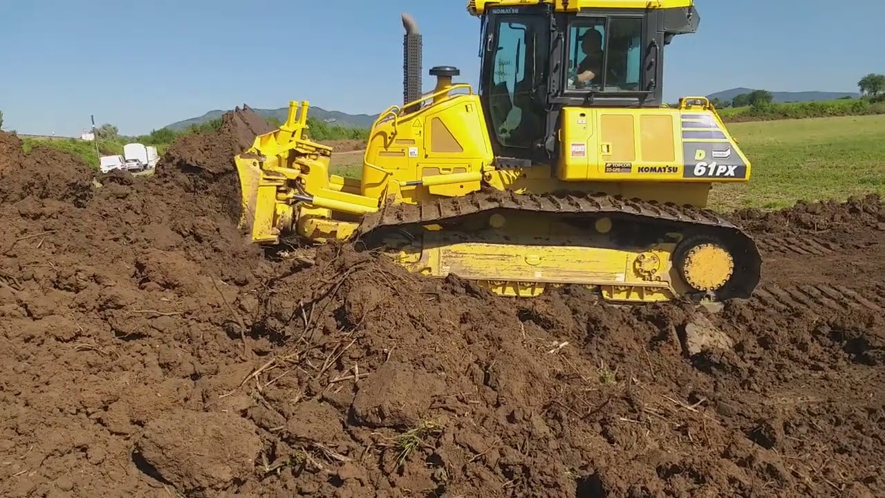Komatsu D61 PX Dozer