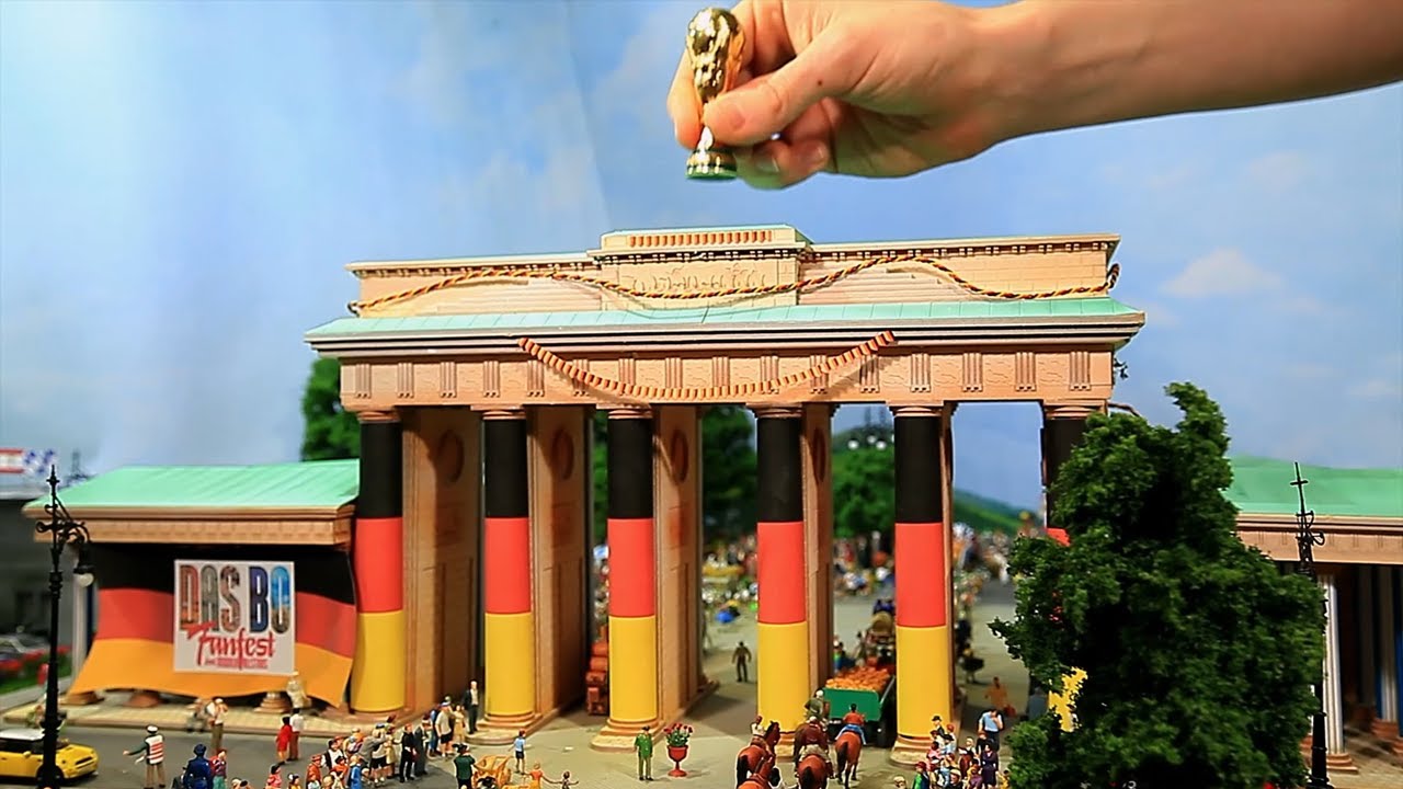 WM 2014 - Hübsches Ding! (Seeed Cover) Cooles Stop Motion Video aus dem Miniatur Wunderland.