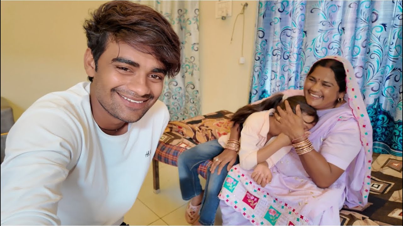 Aaj Chimpli Ga Janmdin Par Mummy Thppd Maar Diyo 😮 । Situ Verma Vlogs । Chimplikicomedy । Chimkandi