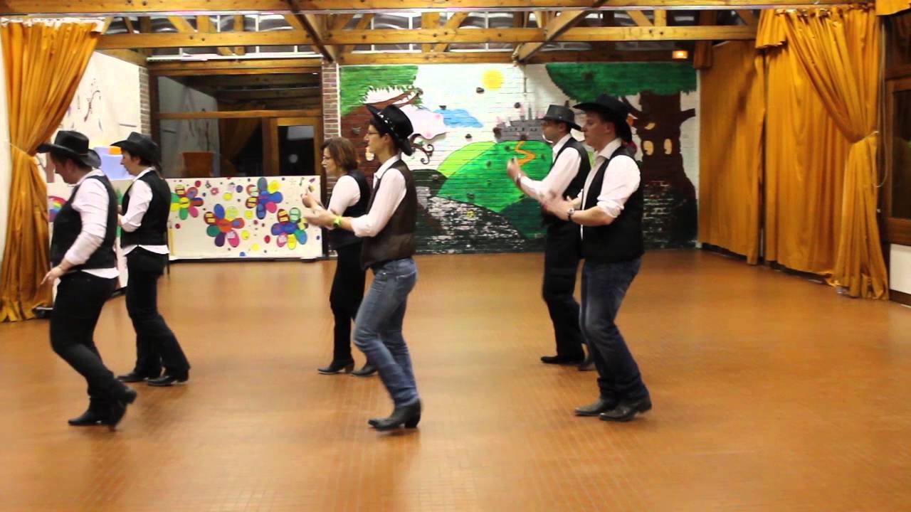 THE WORLD Line Dance - compte et danse