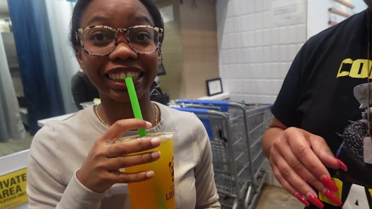 DAILY VLOG! | grwm, lotte market, eating out, sportsman warehouse, mini haul