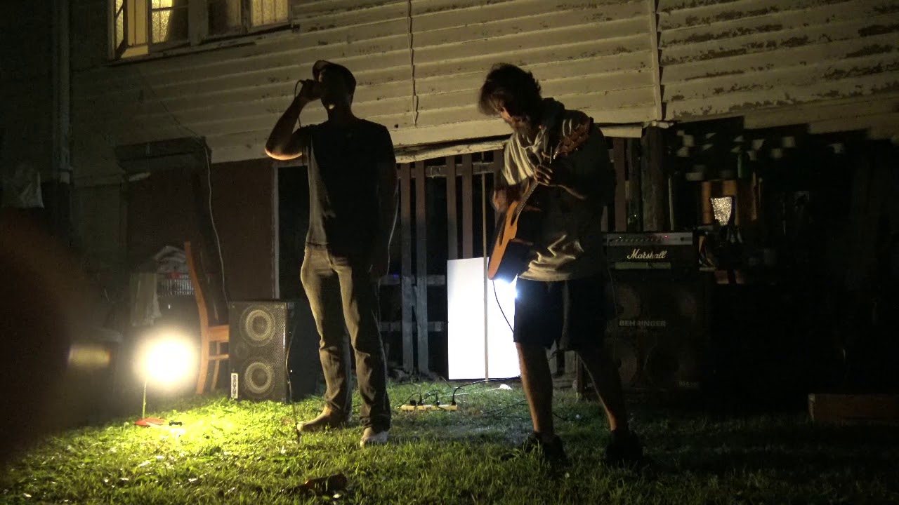 CANNY AND HALL LIVE AT PIG CITY DIY FOLK PUNK BACKYARD GIG 2019