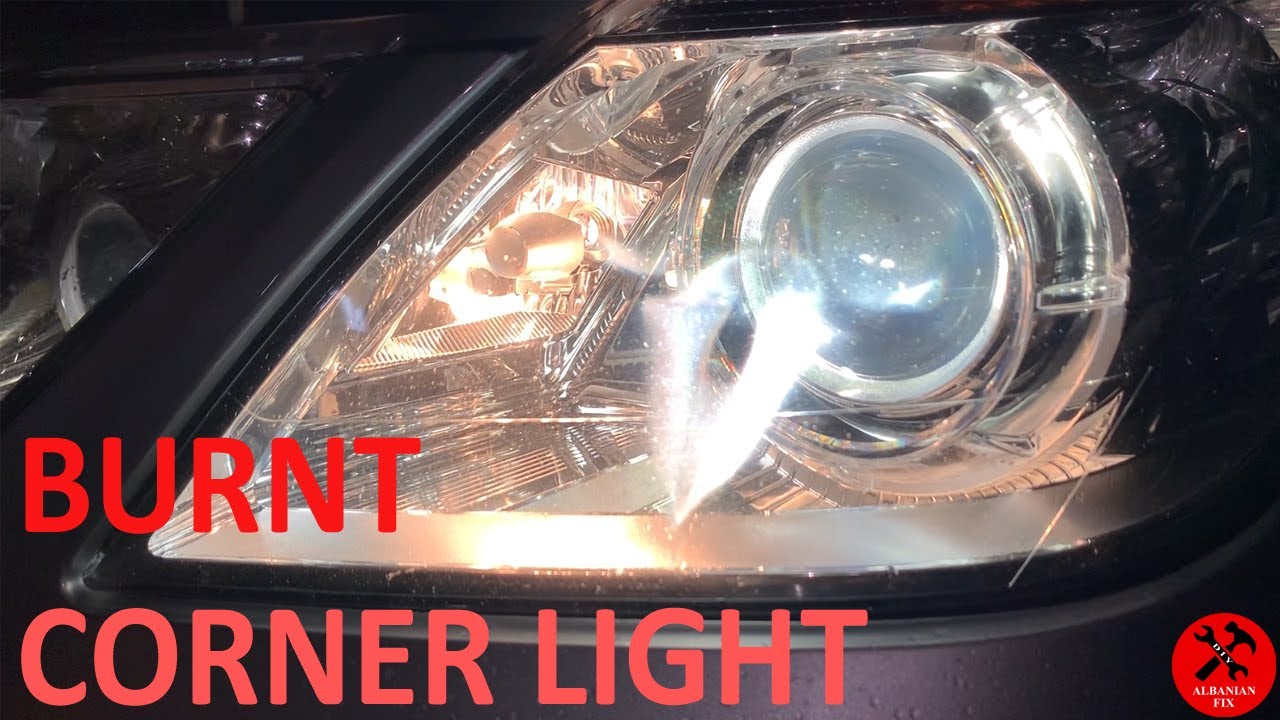 How to Replace Mercedes Benz Cornering Light Bulb