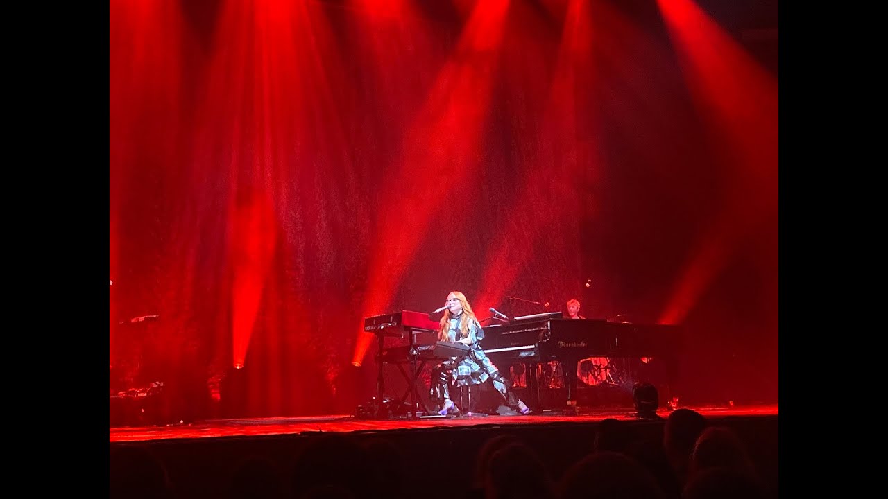 Tori Amos - Berlin - Tempodrom 10/4/23 - Full show audio