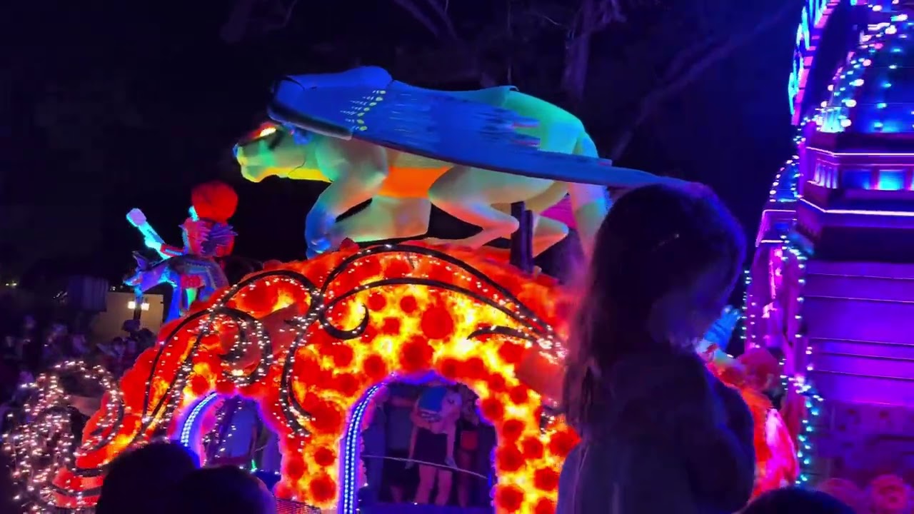 4K POV 10/2025 DISNEY STARLIGHT - DREAM THE NIGHT AWAY -NEW MAGIC KINGDOM