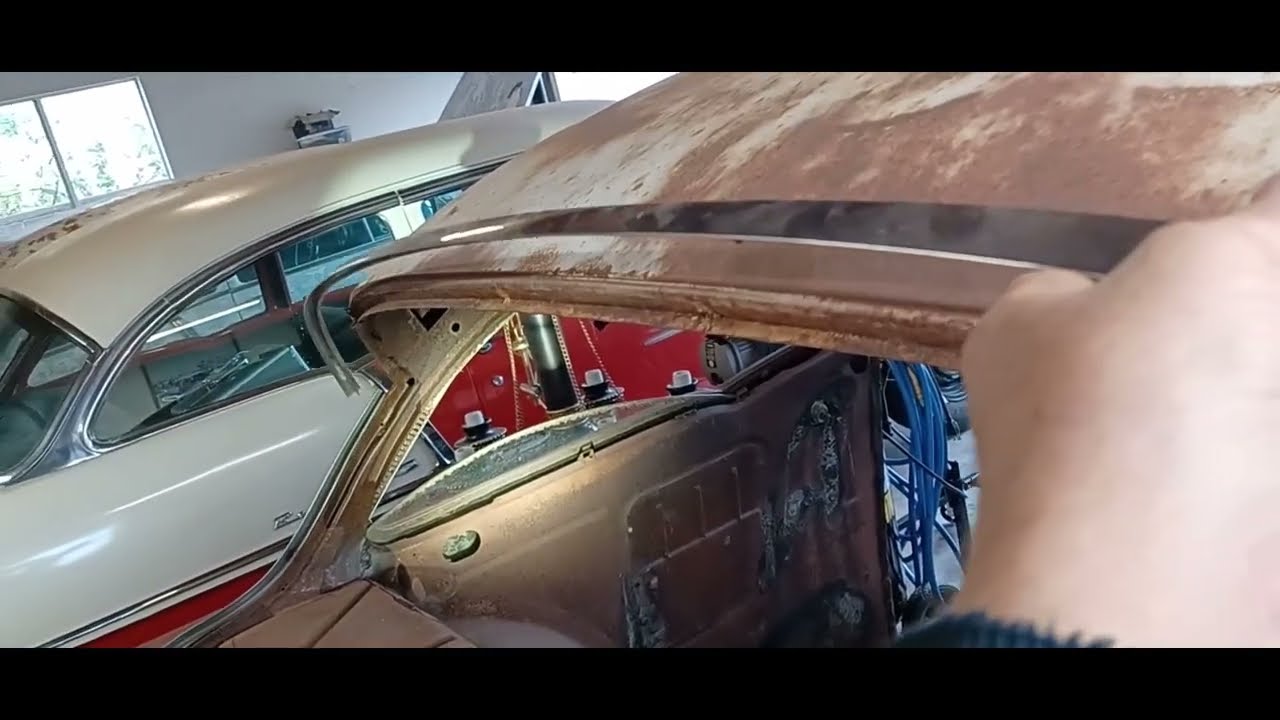 Обзор и снятие нержавеющей отделки заднего стекла Tri Five Chevy