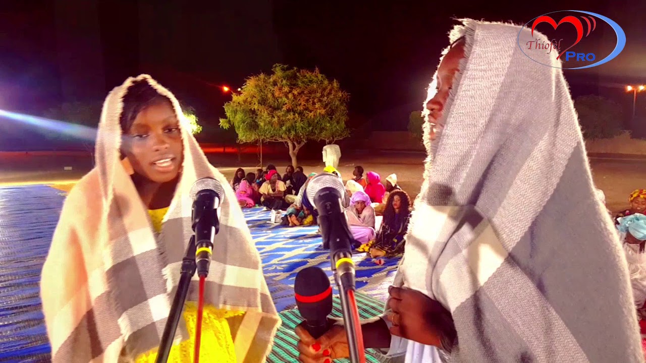 PRESTATION DE MAME BOUSSO ET SOKHNA FATY WAKEUR SOKHNA ADJA SALIOU NUIT DU KHASSIDA CHEZ SOKHNA AÏDA