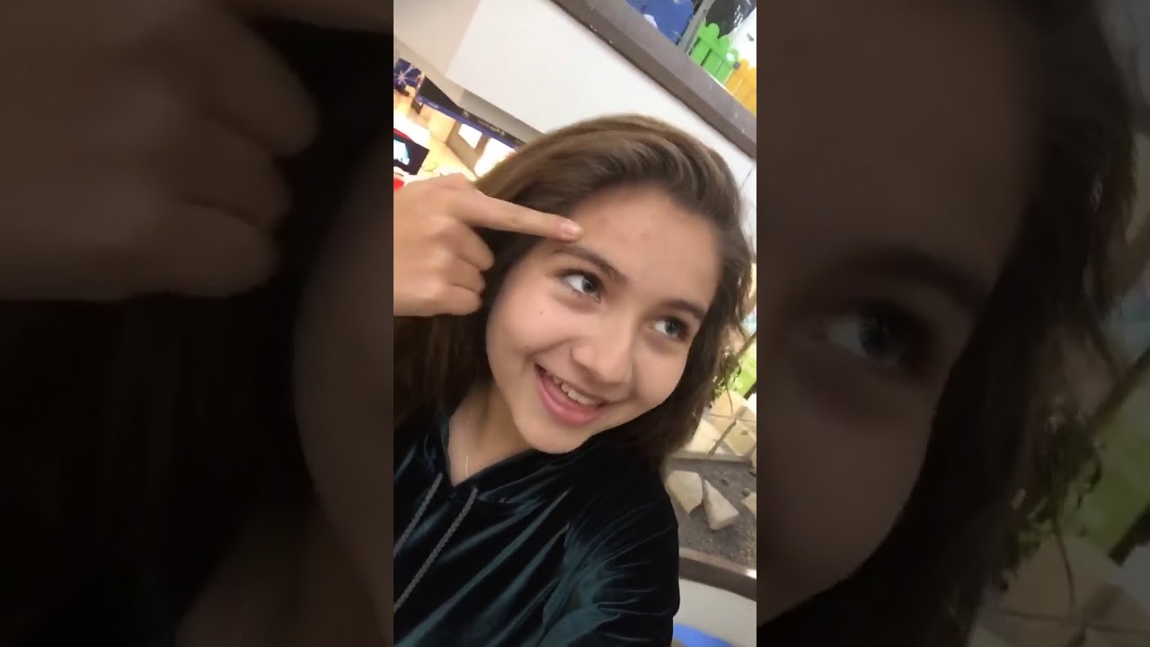 SHAIRA Y SUS HISTORIAS CHISTOSAS