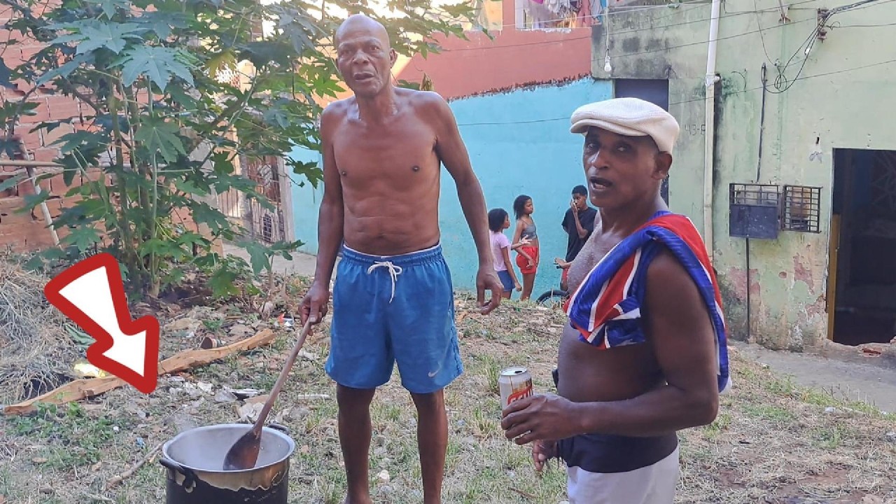 RESENHA COM NAL MEXENDO O ENSOPADO DA  GALINHA DE PRIMO