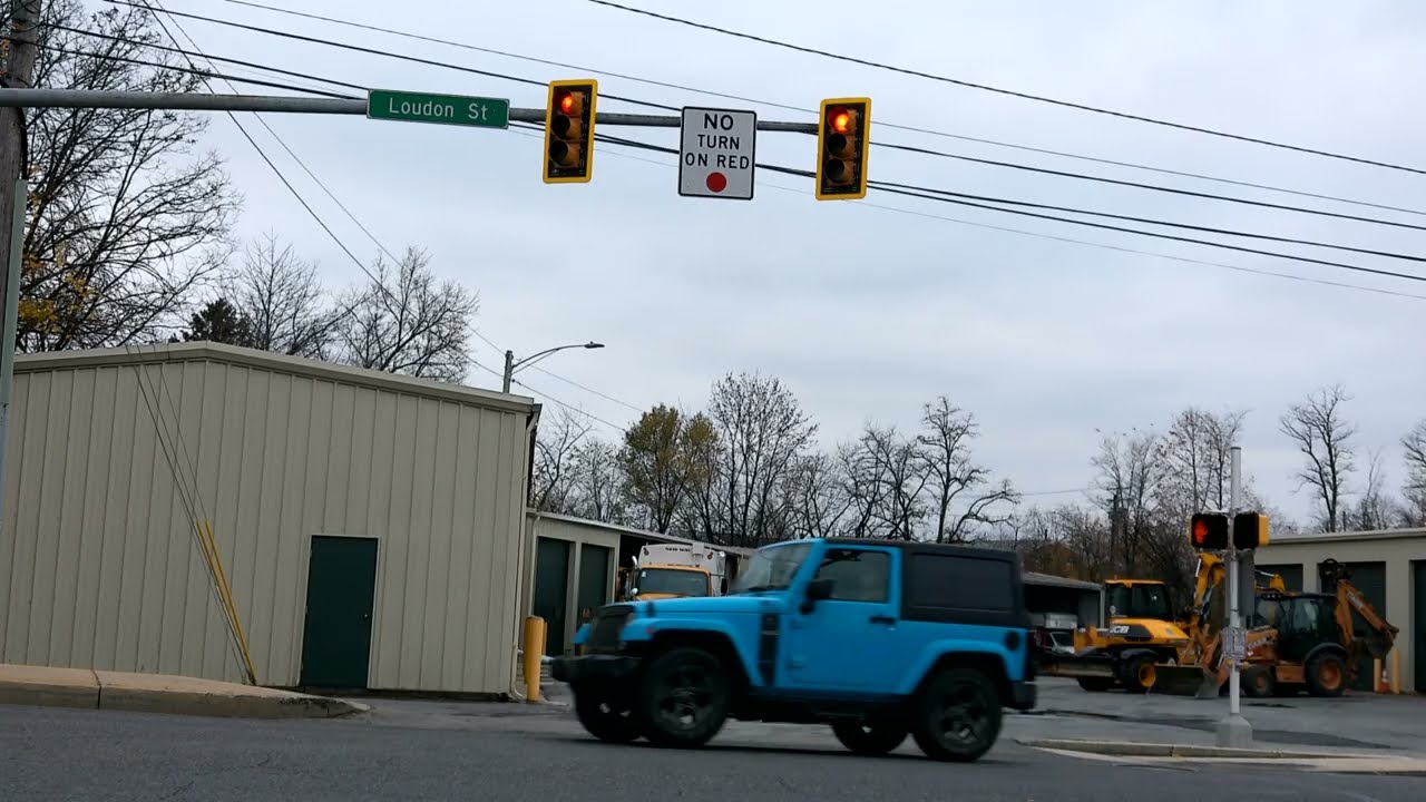 Traffic Lights in Chambersburg, PA (US 30/Loudon St & S. Franklin St)